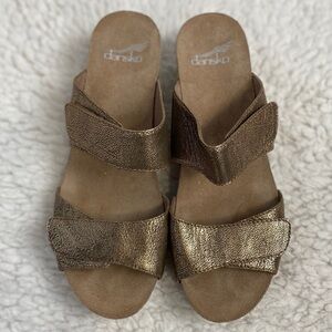Dansko Vienna Gold Nappa Wedge Sandals EU 37 US 6.5 - 7 Comfort Everyday Summer